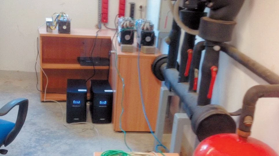 Νέες αποκαλύψεις για τα πρόσωπα που έστησαν την κομπίνα με το σύστημα δημιουργίας bitcoin στα υπόγεια του ΚΕΕΛΠΝΟ (βίντεο)